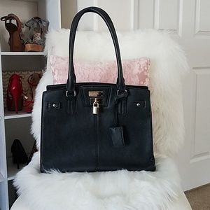 Like new black BCBG purse